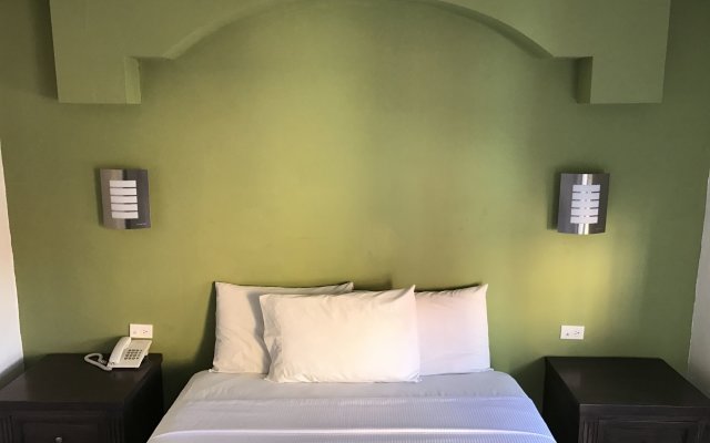 HotelCo Inn