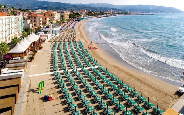 Luxury Guest House - Diano Marina