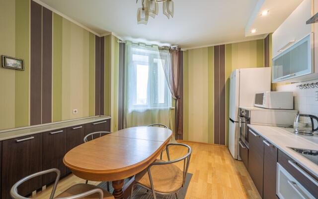 Sleep and Shower on Chapaev Street