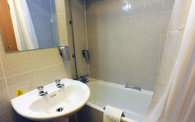 De Trafford Hotel By Greene King Inns