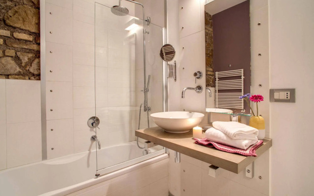 Trastevere Scarlet Dream Suite