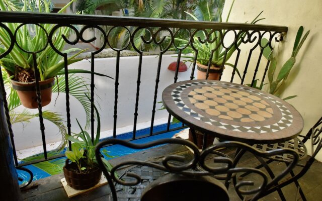 Chan Bahlum By Select