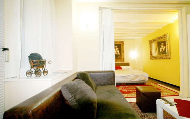Apartment Manufactura