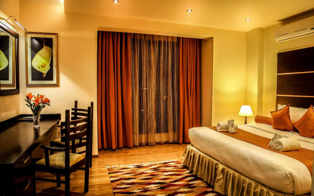 The Monarch Hotel