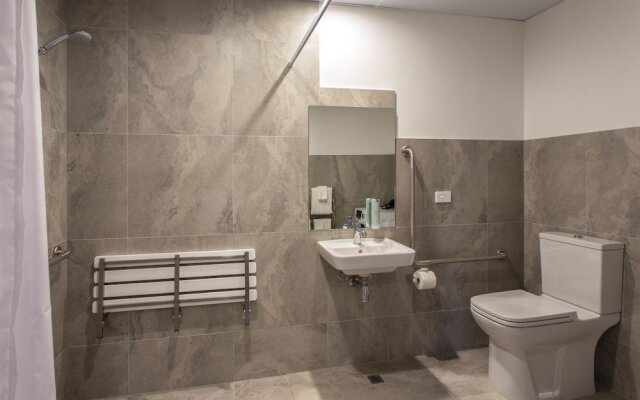 LQ Queenstown by Wyndham