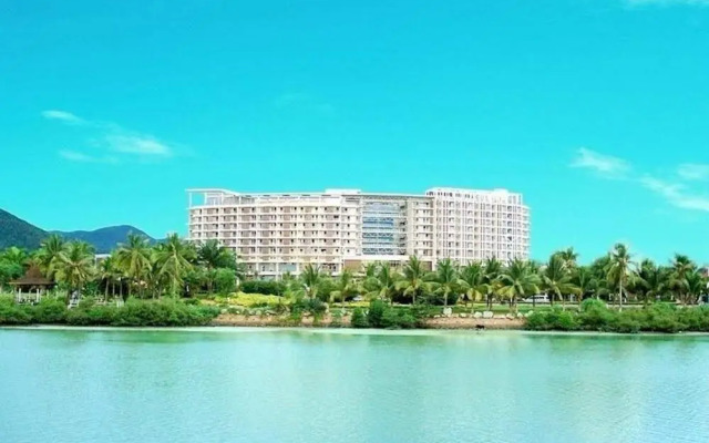 Century Landscape Hotel at Fenghuang Road