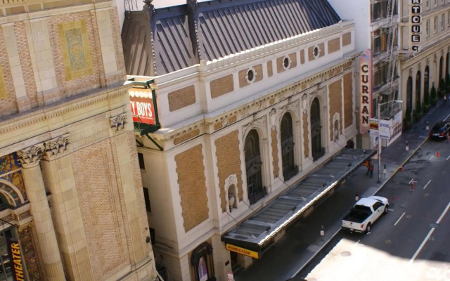 Union Square Plaza Hotel