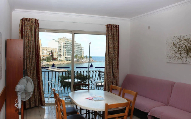 Spinola Bay Apartment by Getaways Malta