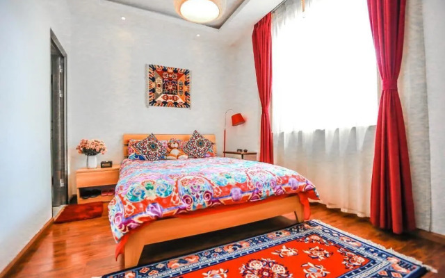 Shangri-la Linglong Inn