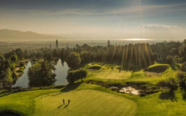 Meili Xiangyue Canghai Golf Hotel