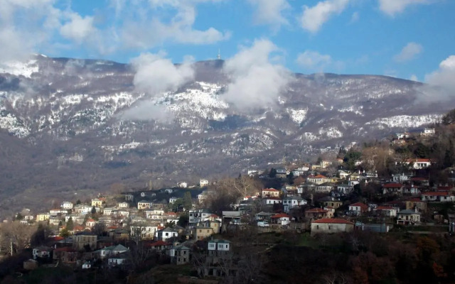 Sarafis Guesthouse