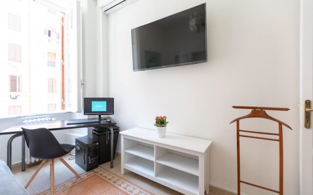 Apartment With one Bedroom in Roma, With Wifi