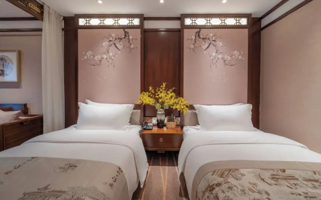 Lijiang   Duofu  Resort  Hotel