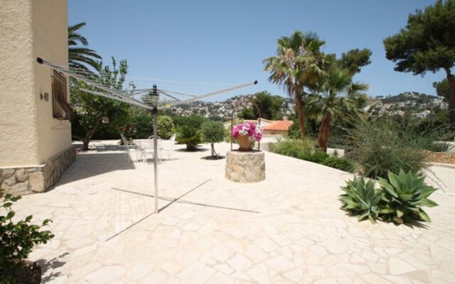 Beaulieu - holiday home with private swimming pool in Moraira