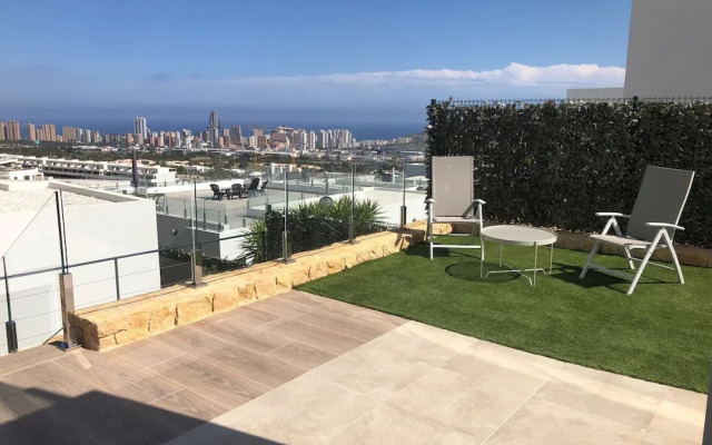 Spacious Villa With Private Pool in Finestrat