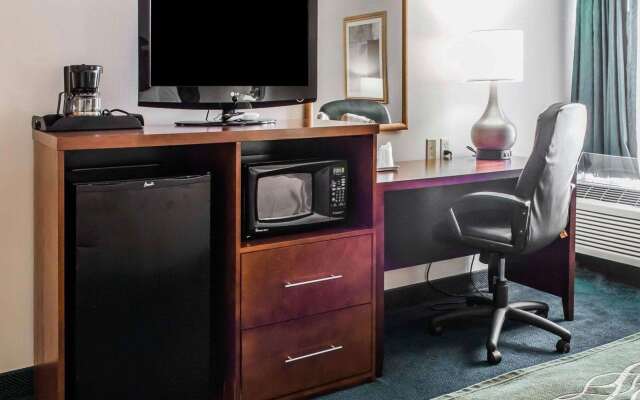 Quality Inn Waynesburg - Morrisville