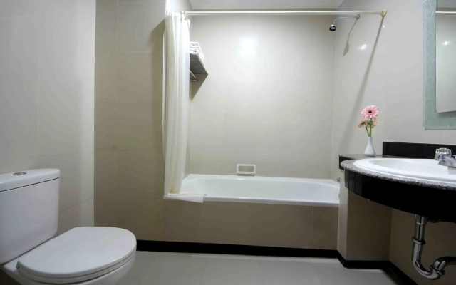 Bentani Hotel & Residence