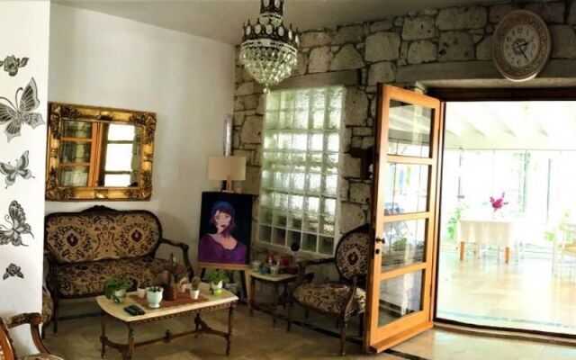 Lotus Bahce