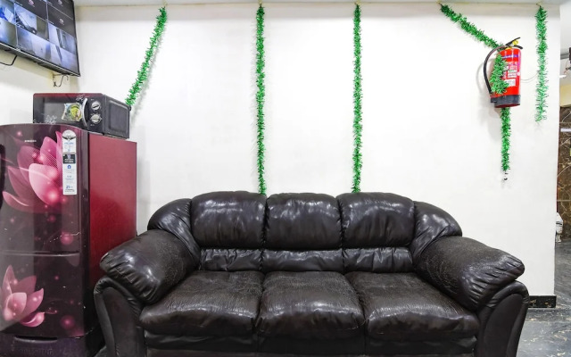 Fabhotel Narayana