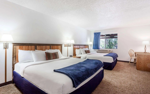 Days Inn by Wyndham Sandpoint