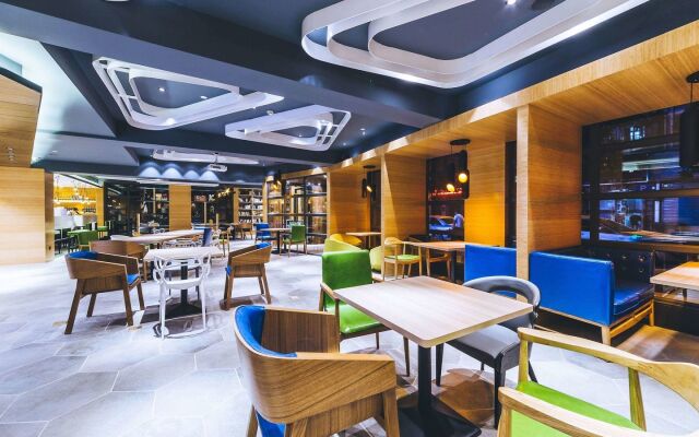 Ibis Styles Shanghai Qingpu Spor