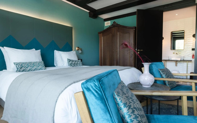 The Hendrick's Hotel