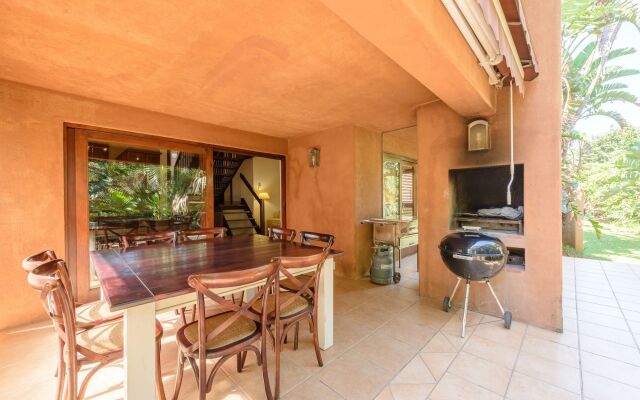 San Lameer Villa Rentals  3207