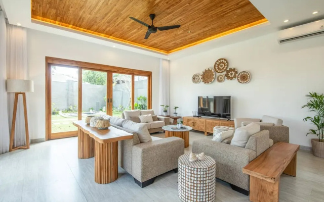 Breeze Opulent 6 BR in With Ocean View 5 Mins to Savaya – Guest Rooms – Pecatu