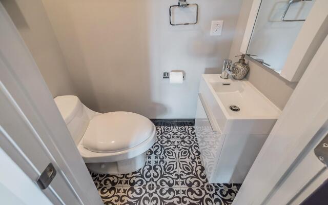 755 Capitol - C