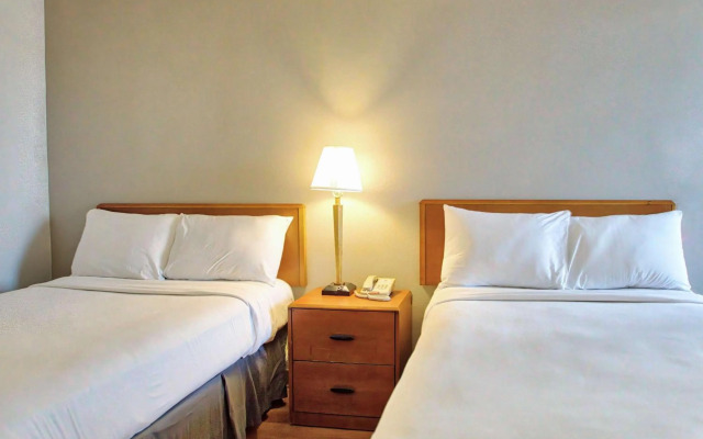 Radisson Hotel Hauppauge-Long Island