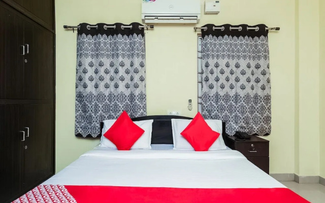 Royal Residential Lodge by OYO Rooms