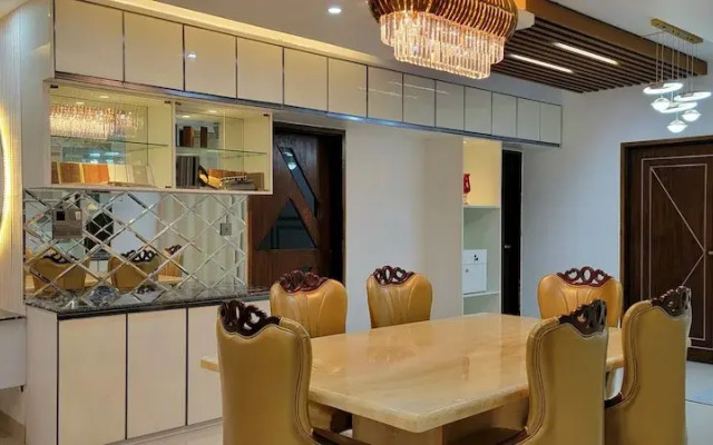 Luxurious 3-bhk Highly Secured & Close to Airport