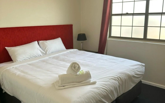 Shamrock Hotel Motel