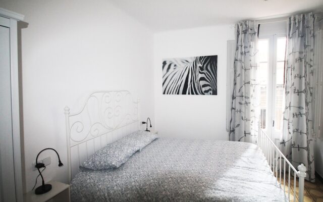 Cómodo Apartamento frente a la Sagrada Familia