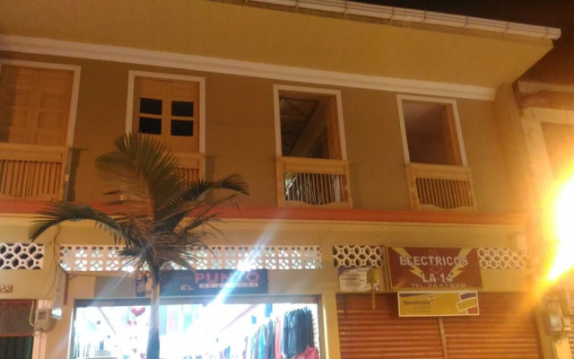 Hostal Don Jose - Hostel