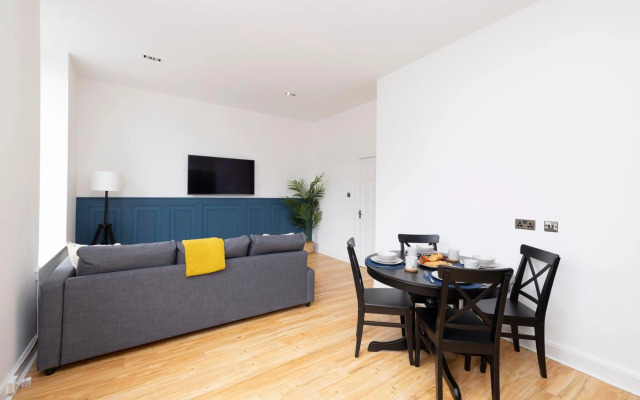 ALTIDO Glamorous1-bed flat overlooking Grassmarket