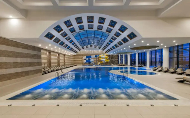 Akrones Hotel