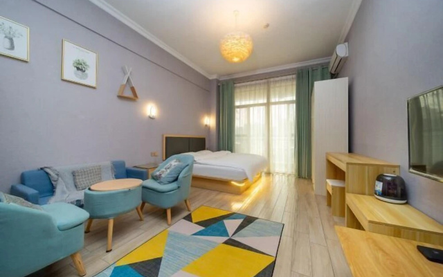 ihouse International Apartment (Qingyuan Shunying Times Square) – Guest Rooms – Qingyuan