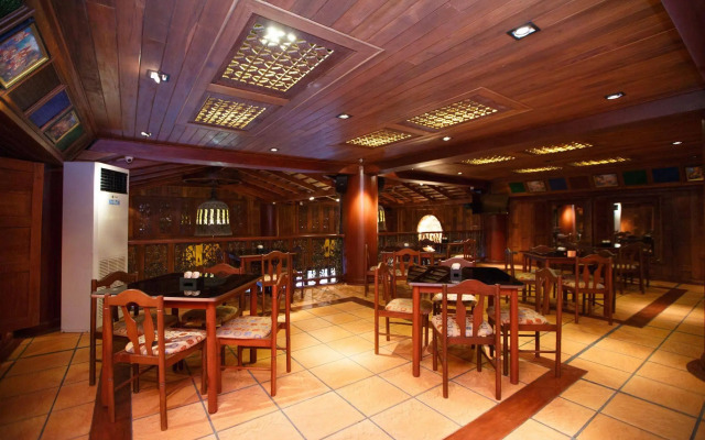Chang Siam Inn