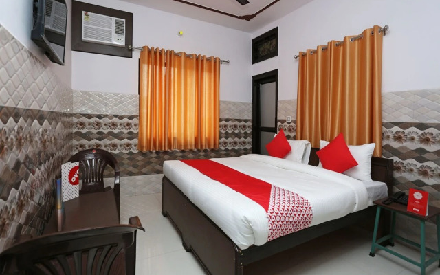 OYO 14920 Blue Heart Guest House