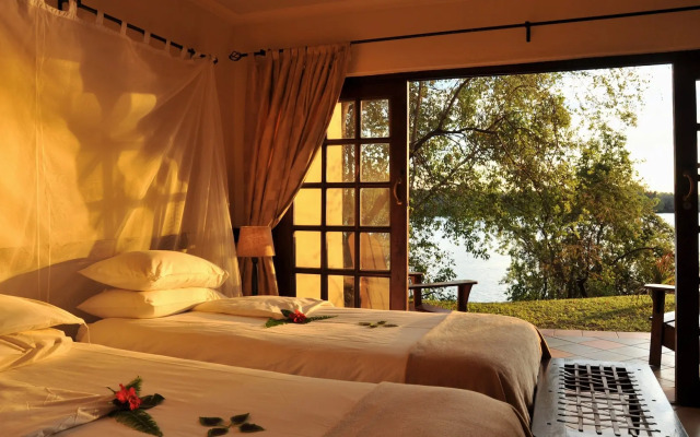 Victoria Falls Waterfront