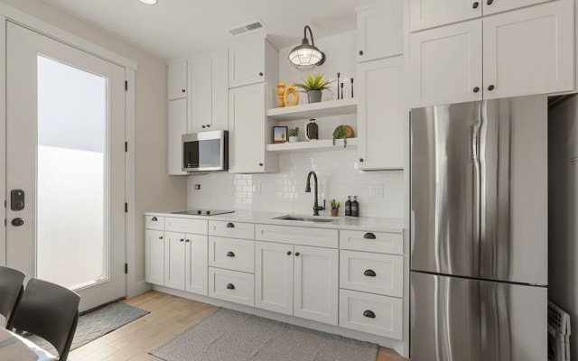 Southwest Getaway 6 Bedroom Home