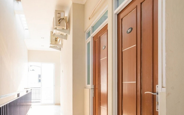 RedDoorz near Bandara City Mall Tangerang