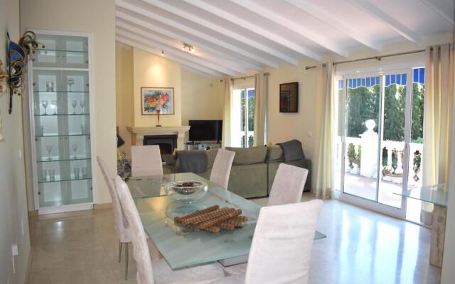 Villa Maxine