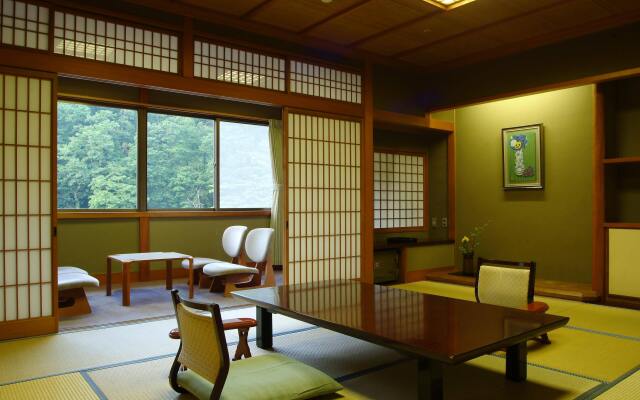 Nishimuraya Hotel Shogetsutei
