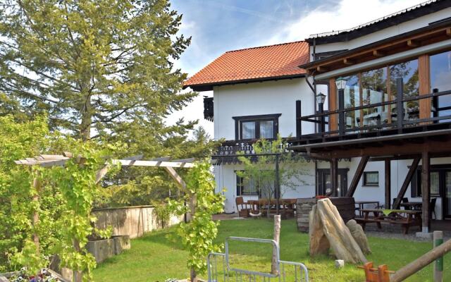 Spacious Apartment with Sauna and Jacuzzi in Harz