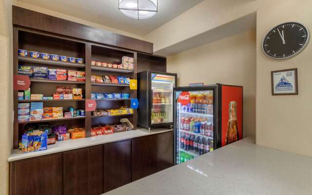 Comfort Suites Baytown I - 10