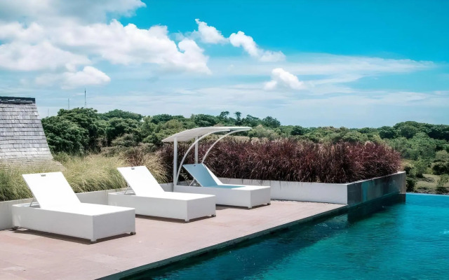 Salty Breeze Bali