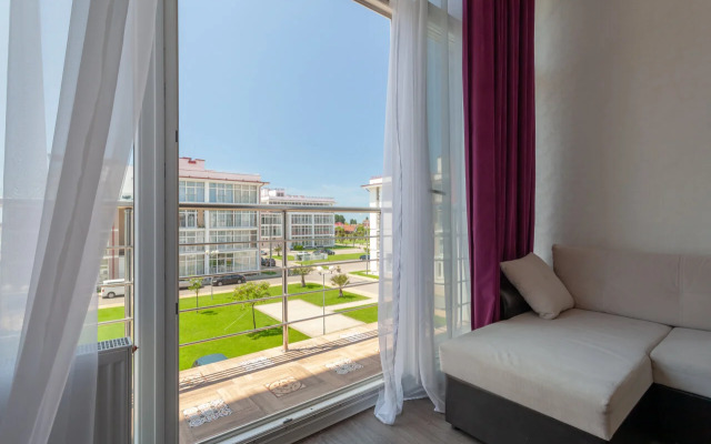 ZhK Bulvar Nadezhd 6 Deluxe Apartment