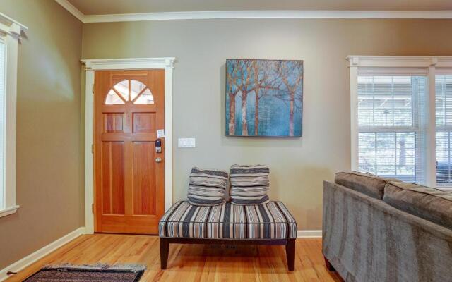 Westside Walkable-AC-3BR/2.5BA